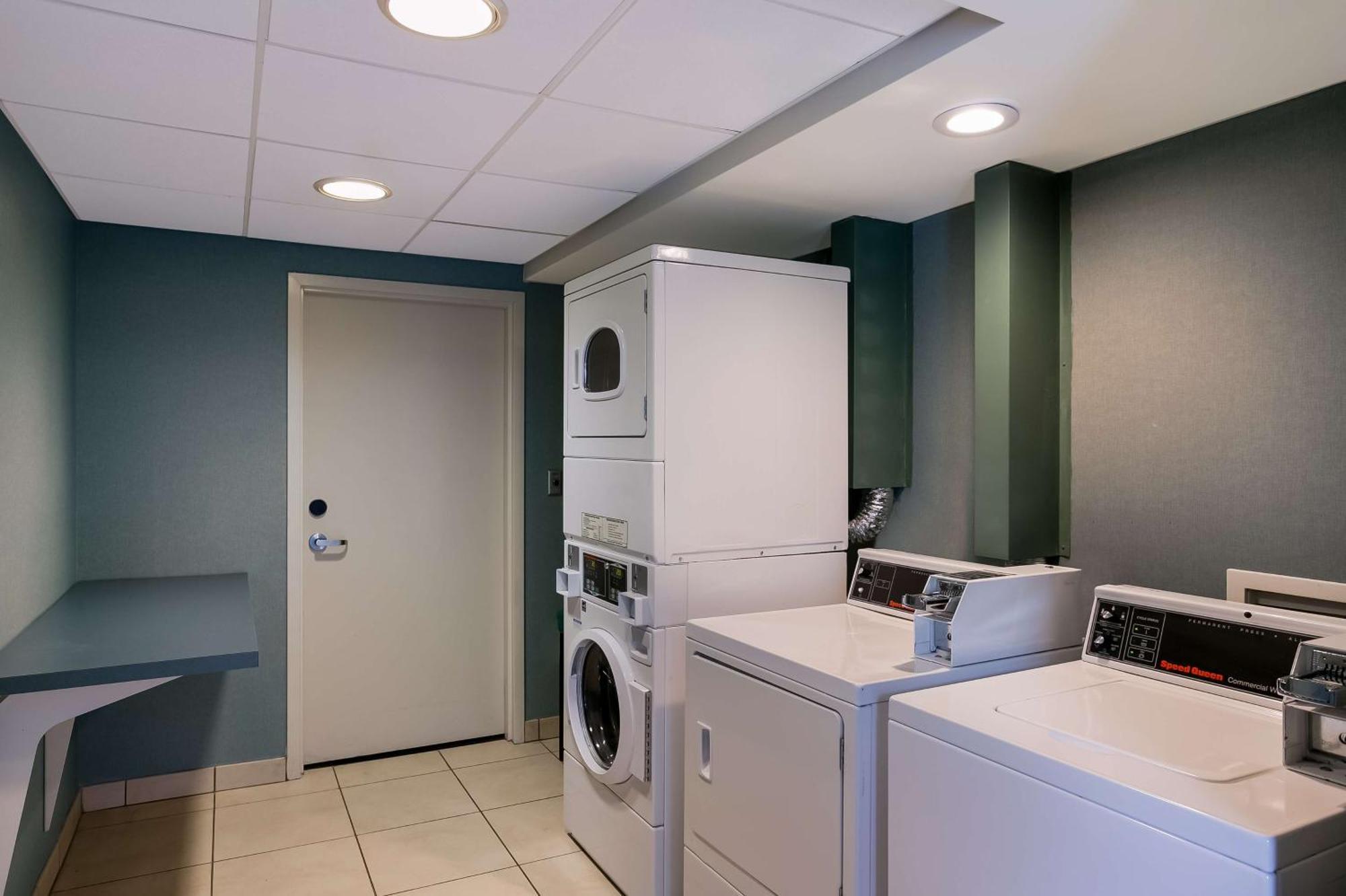 Hampton & Wilmington Christiana Hotel 3*